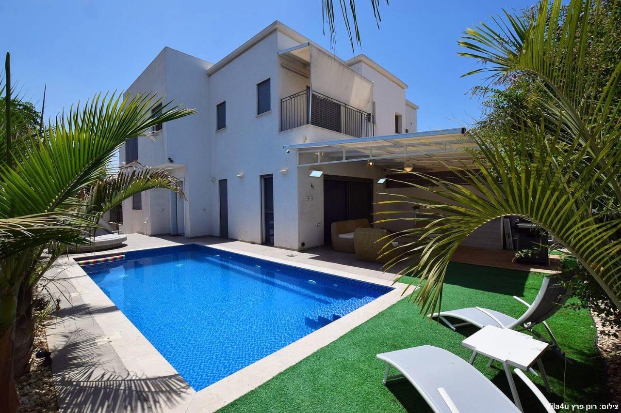 אמה וילה ריזורט Villa Hadera Ngoại thất bức ảnh