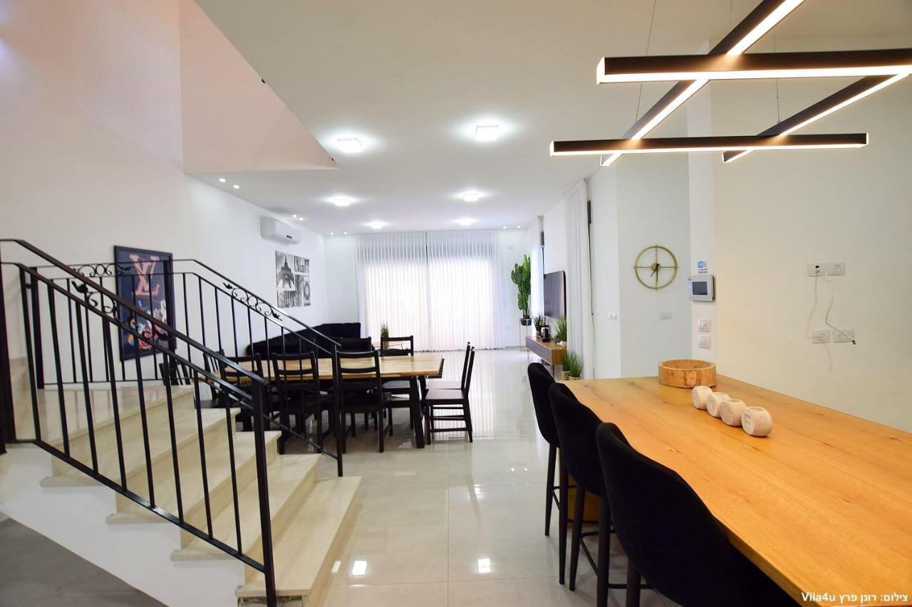 אמה וילה ריזורט Villa Hadera Ngoại thất bức ảnh