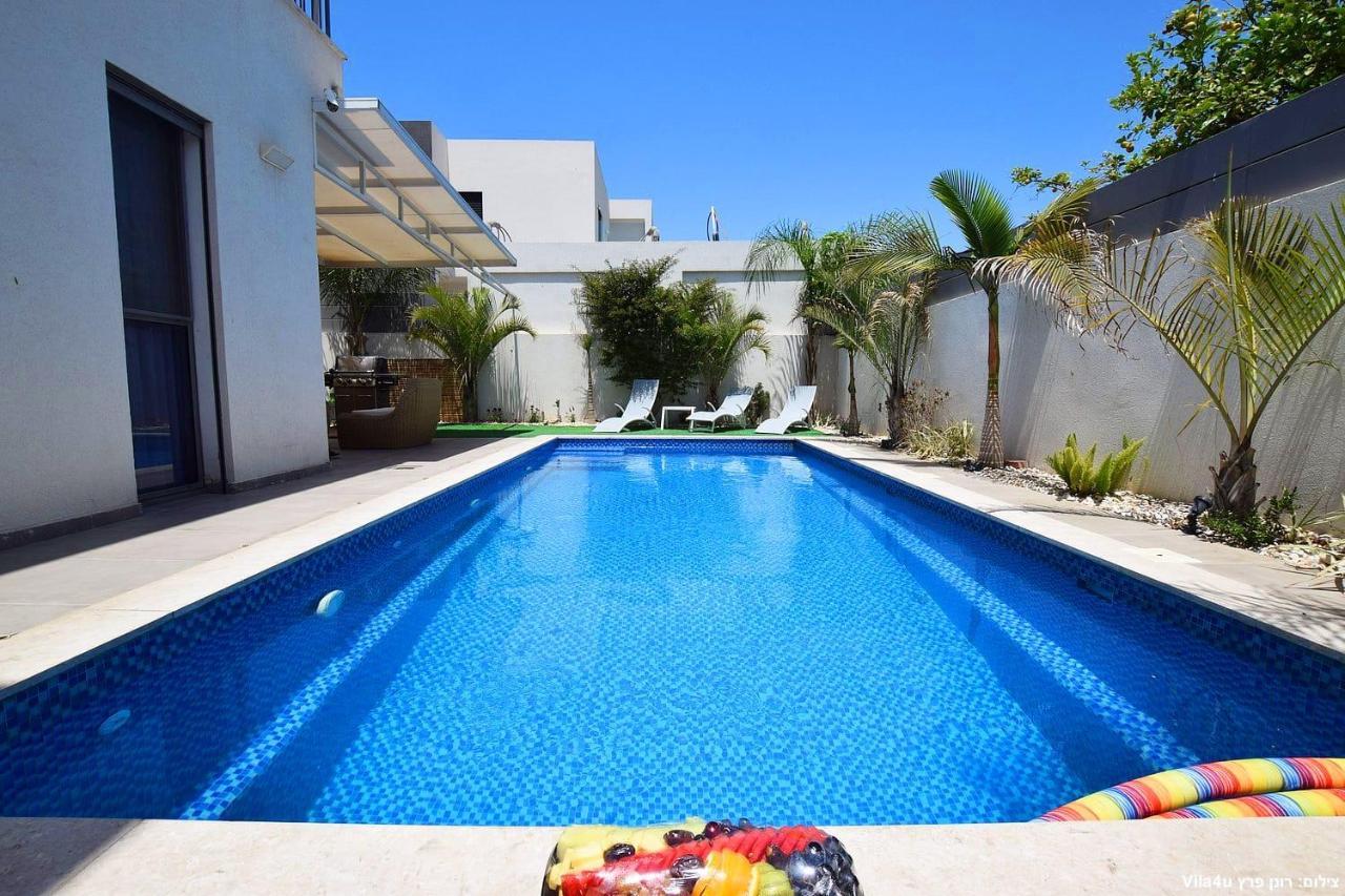 אמה וילה ריזורט Villa Hadera Ngoại thất bức ảnh