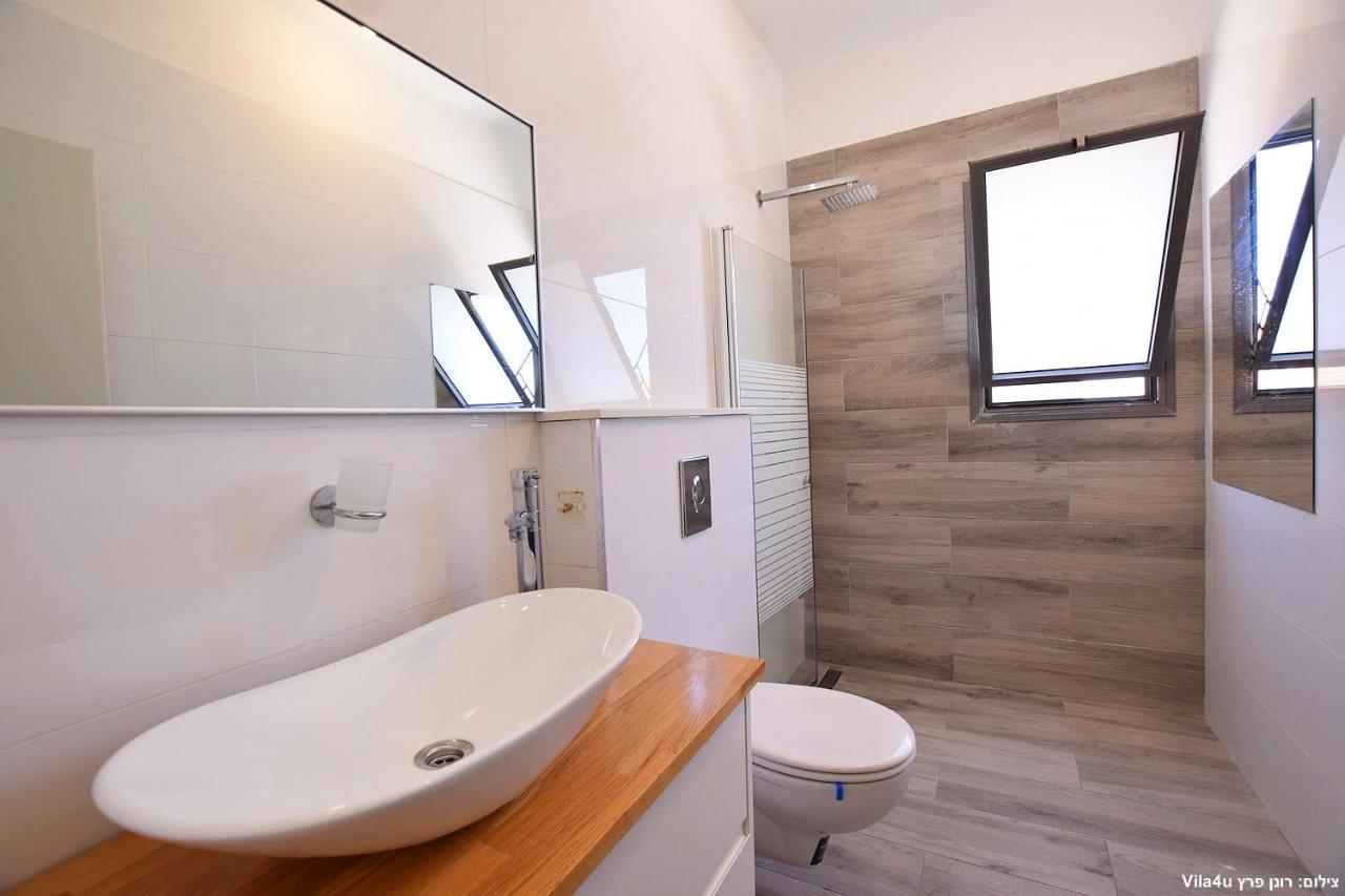 אמה וילה ריזורט Villa Hadera Ngoại thất bức ảnh
